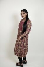MAROON MOSAIC PRINTED KURTI - Image 4